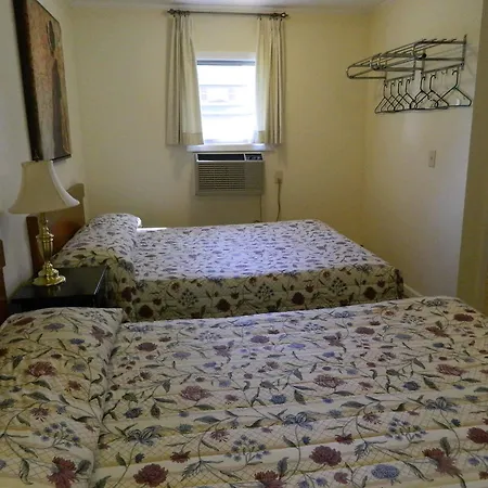 Twin Oaks Motel Manasquan Exterior photo